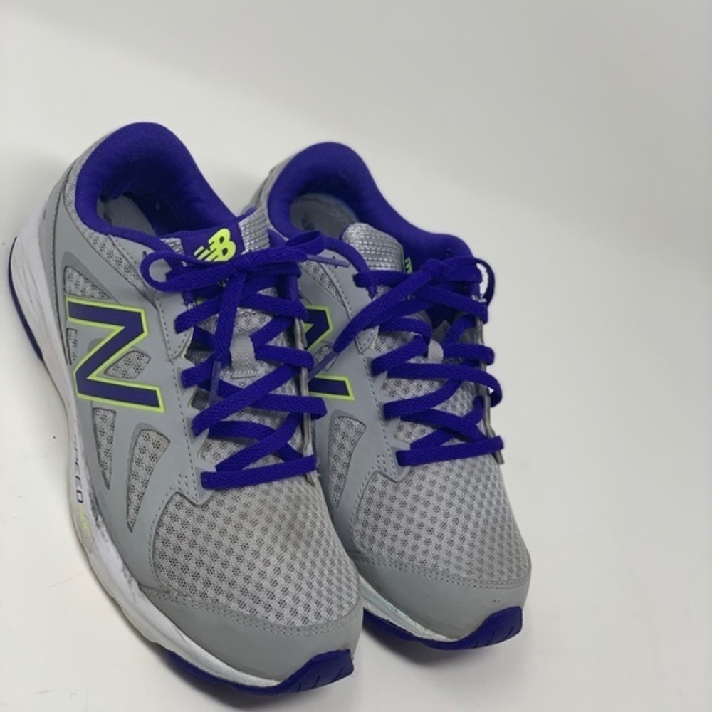 New balance women’s shoes size 8.5